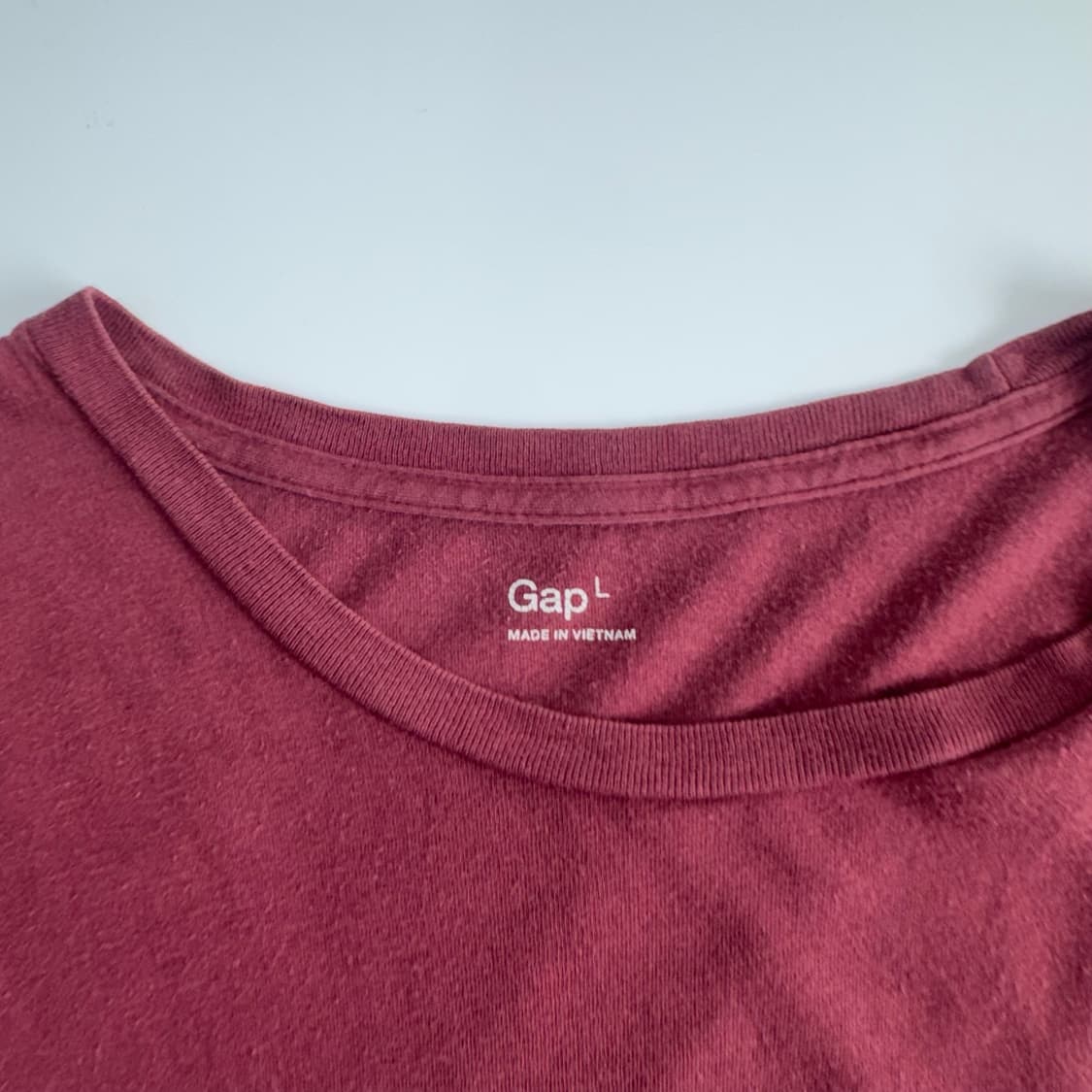 Gap 갭 베이지 로고 버건디 반팔  상품이미지5