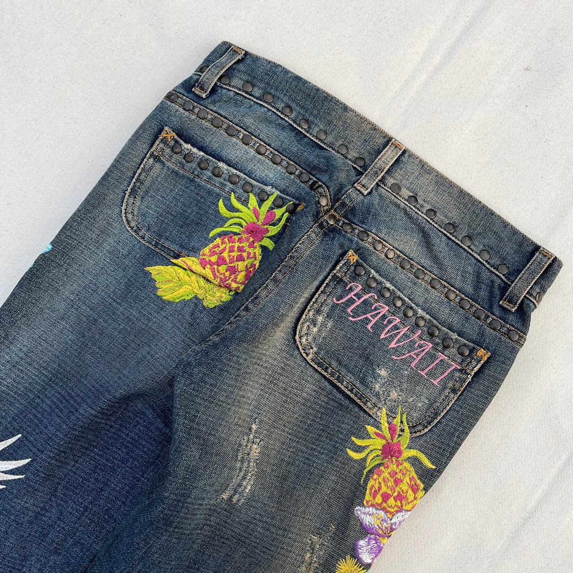 돌체앤가바나 하와이안 자수 플레어 데님 팬츠 상품이미지9