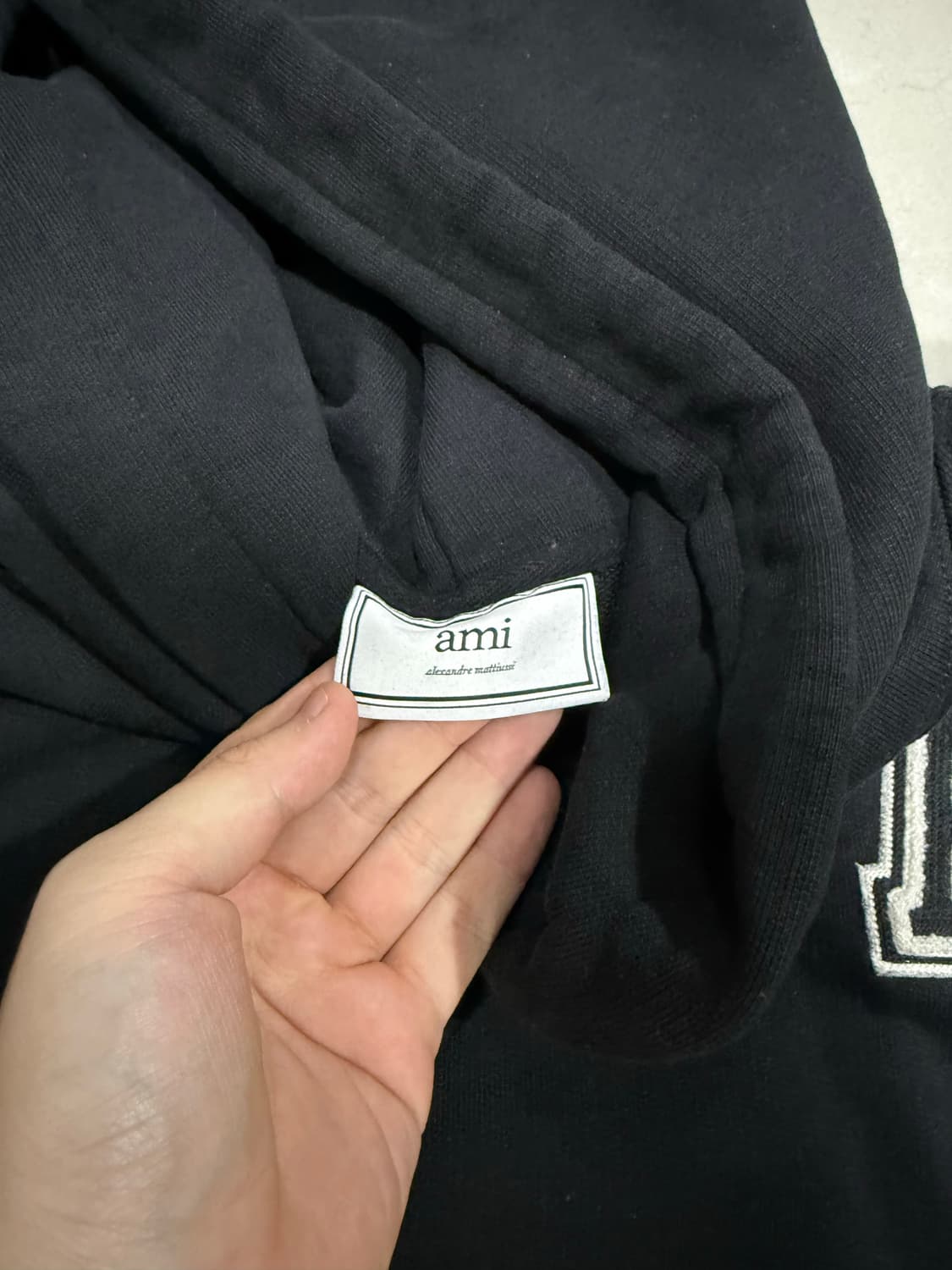 [당일출고,XL] 아미 빅로고 블랙 후드티 상품이미지3