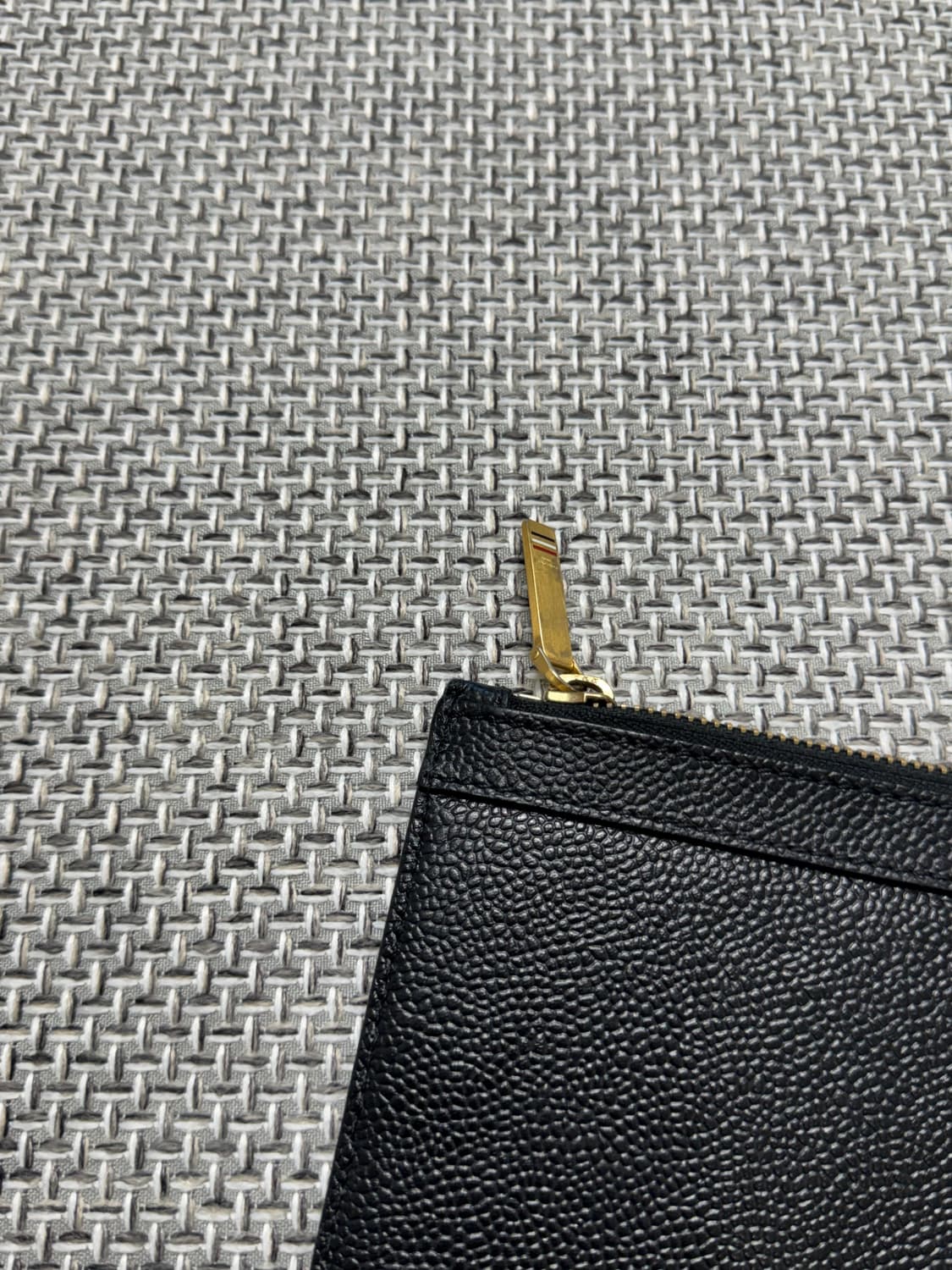 톰브라운 클러치 L 상품이미지6