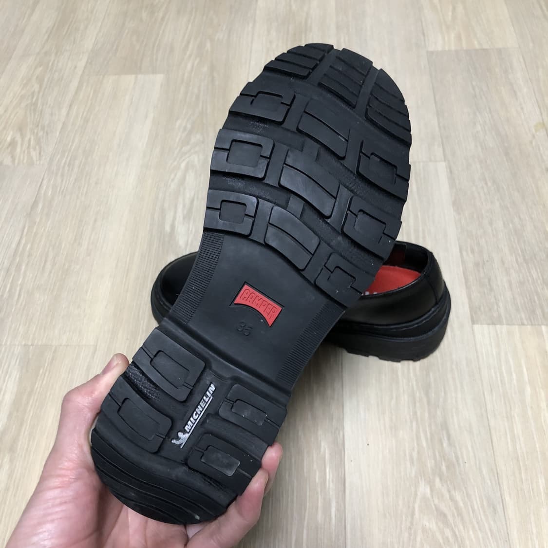 (225) 캠퍼 CAMPER 브루투스 트랙 미쉐린 아웃솔 더비 슈즈 블랙 상품이미지5