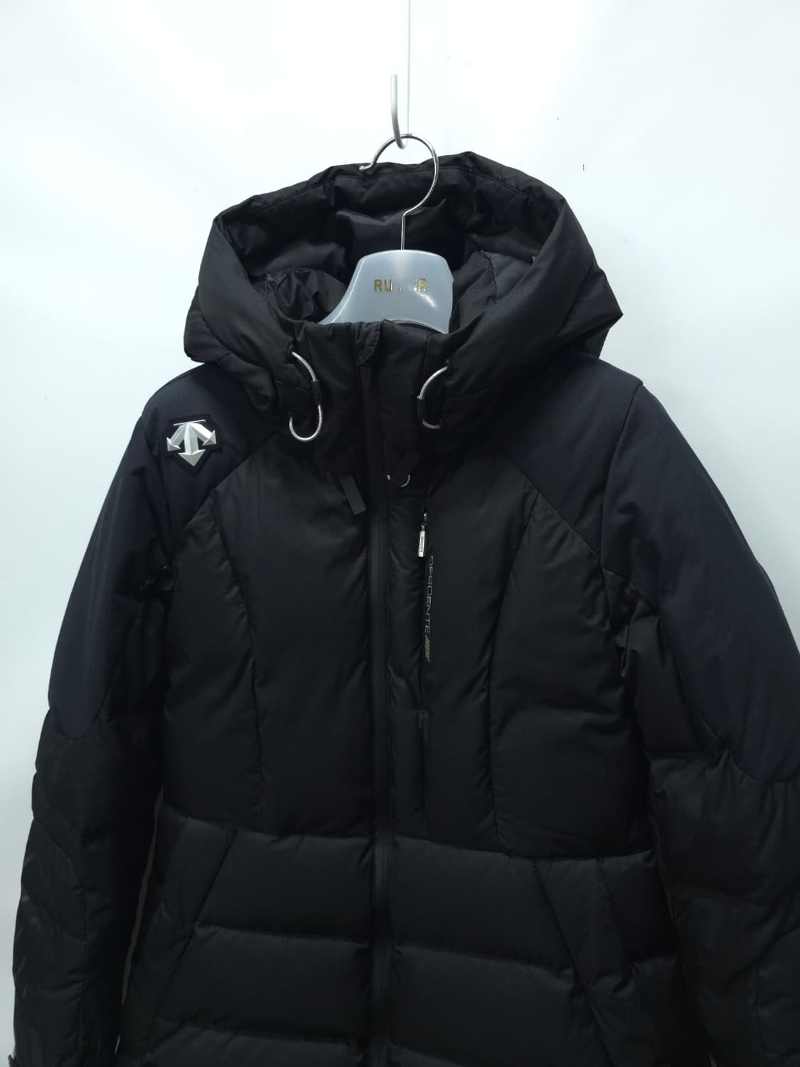 데상트 여성 오리털 덕다운 후드 패딩 상품이미지2