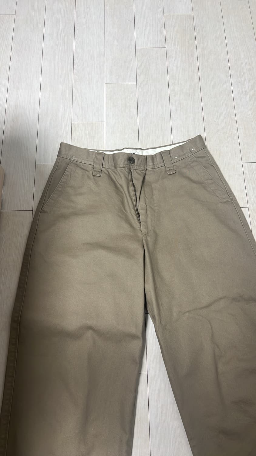 유니클로 U 와이드핏 치노팬츠 82cm 상품이미지1