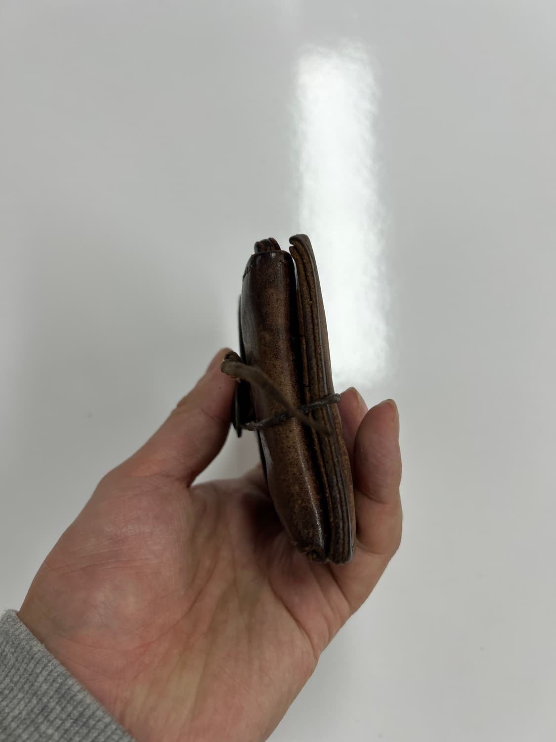 GOROS 고로스 네츄럴 브라운 새들레더 콘초 반지갑 상품이미지3