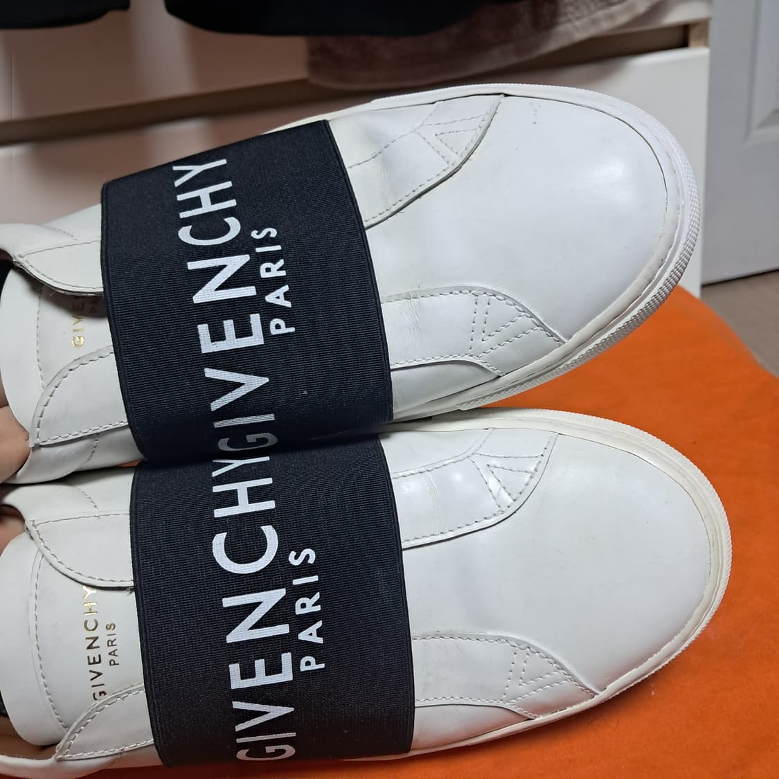 정품 지방시 어반 스트리트 밴딩 스니커즈 40(약 255~260) 상품이미지5