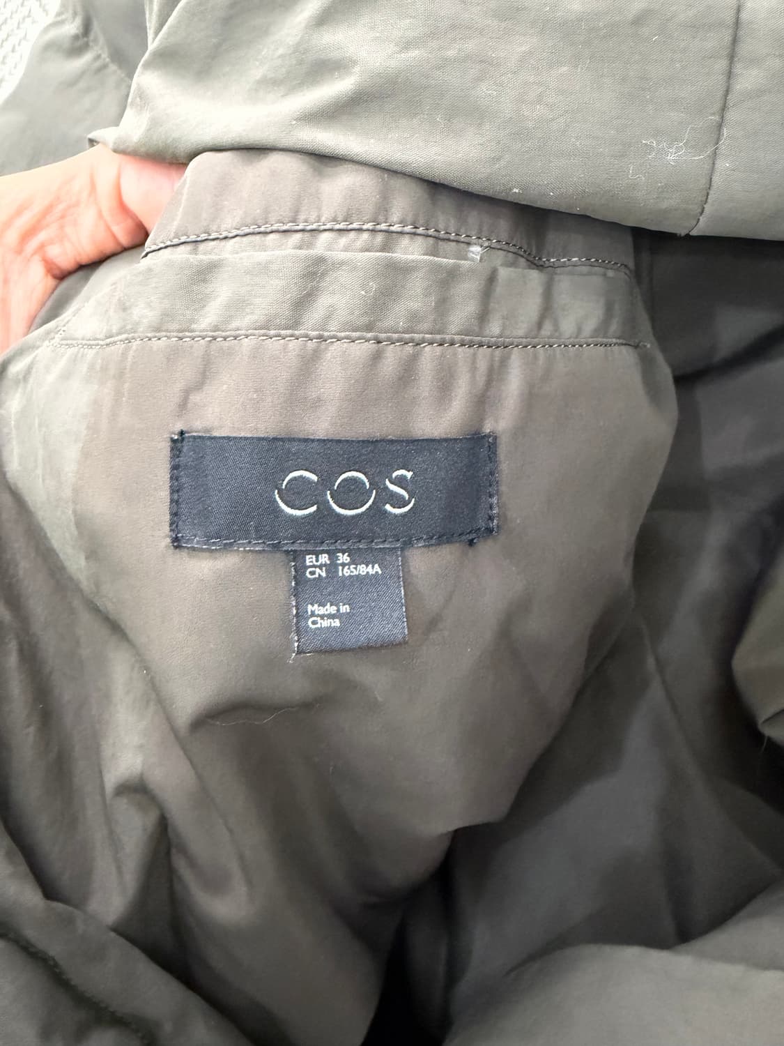 정품) COS 코스 여성 오버핏 숏패딩 36 상품이미지7