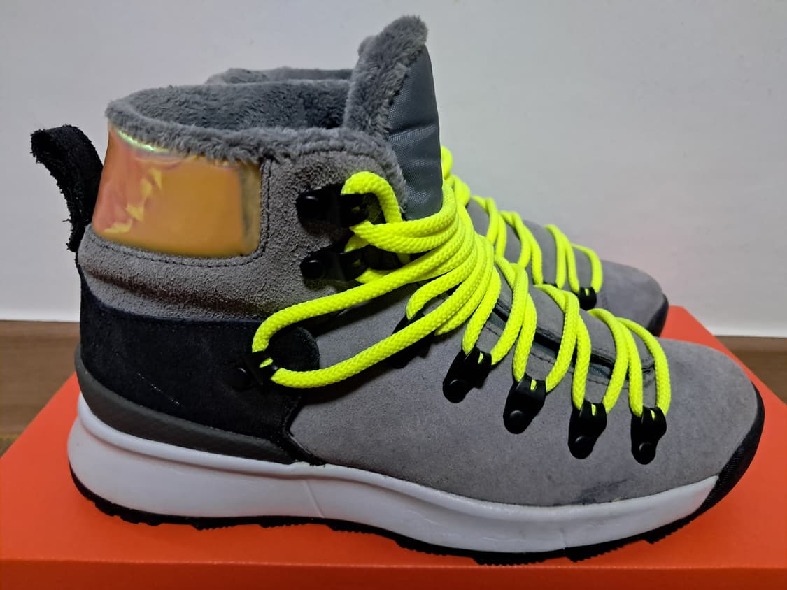 나이키 스니커즈 230 상품이미지1