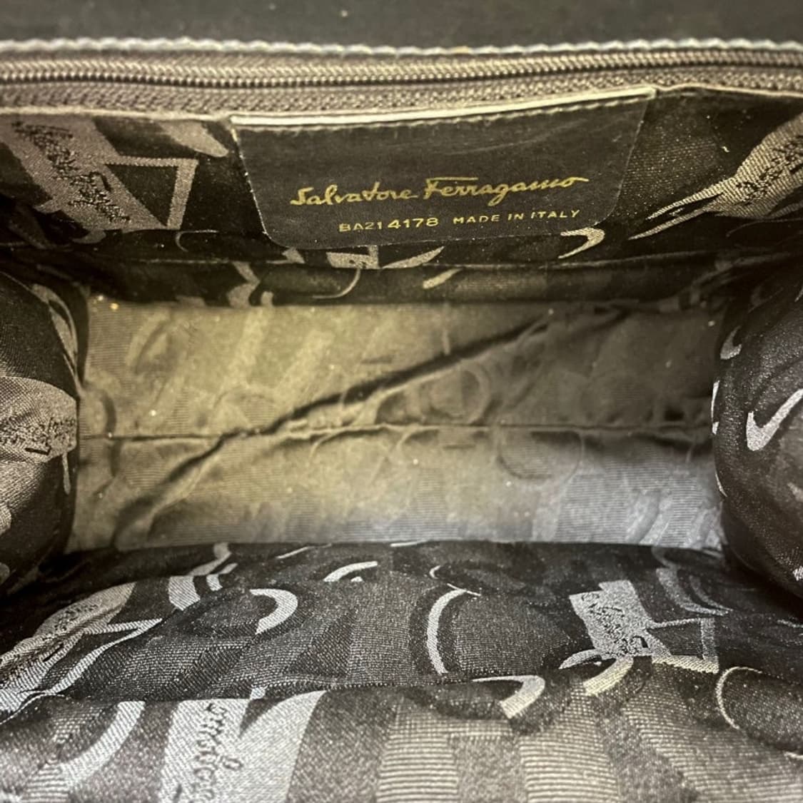 정품 페라가모 바라 토트백  상품이미지6