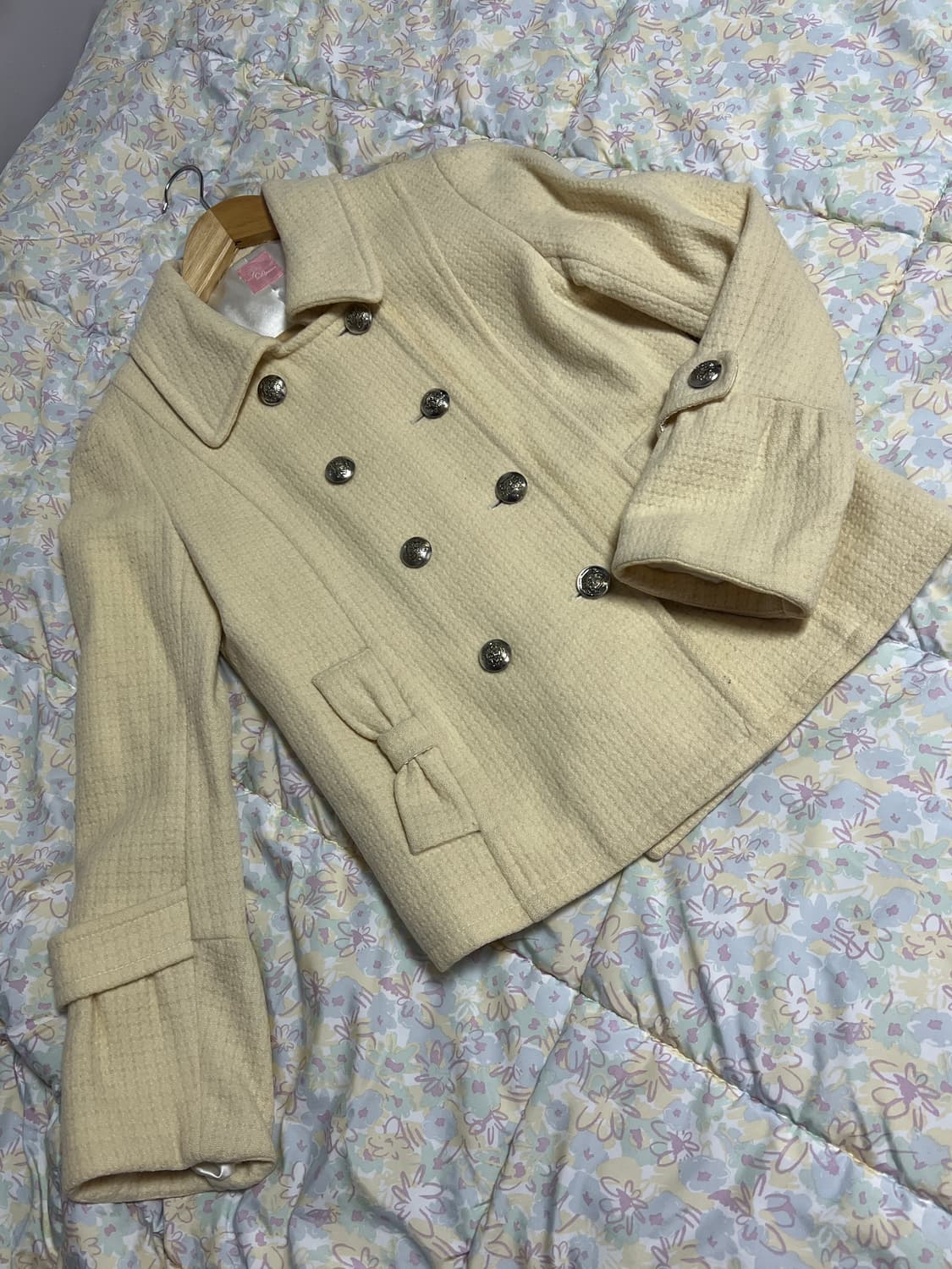 아이보리 갸루 코트 상품이미지1