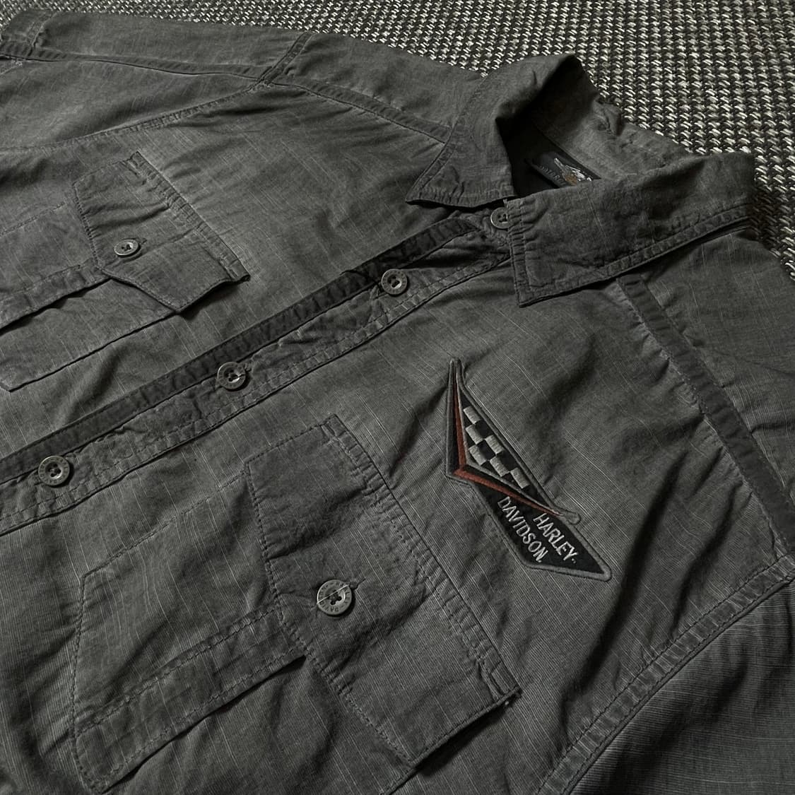 할리데이비슨 그레이 코튼 투포켓 자수 패치 반팔 셔츠 L 상품이미지5