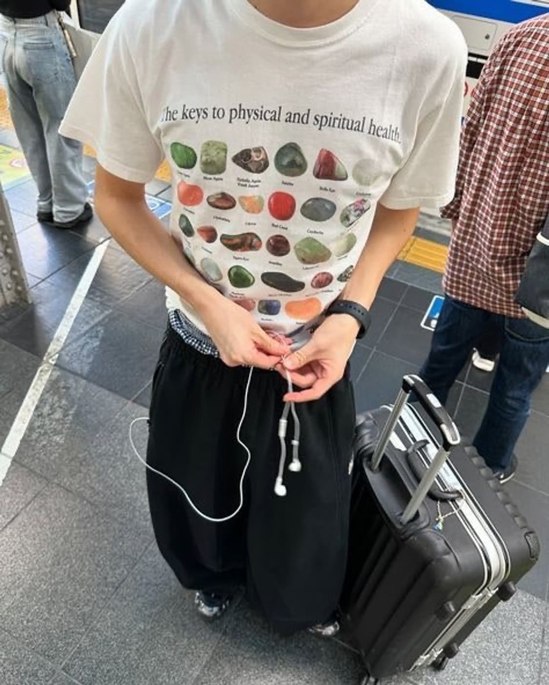 스투시 스톤 반팔티 L사이즈 구합니다 ㅠ 상품이미지2