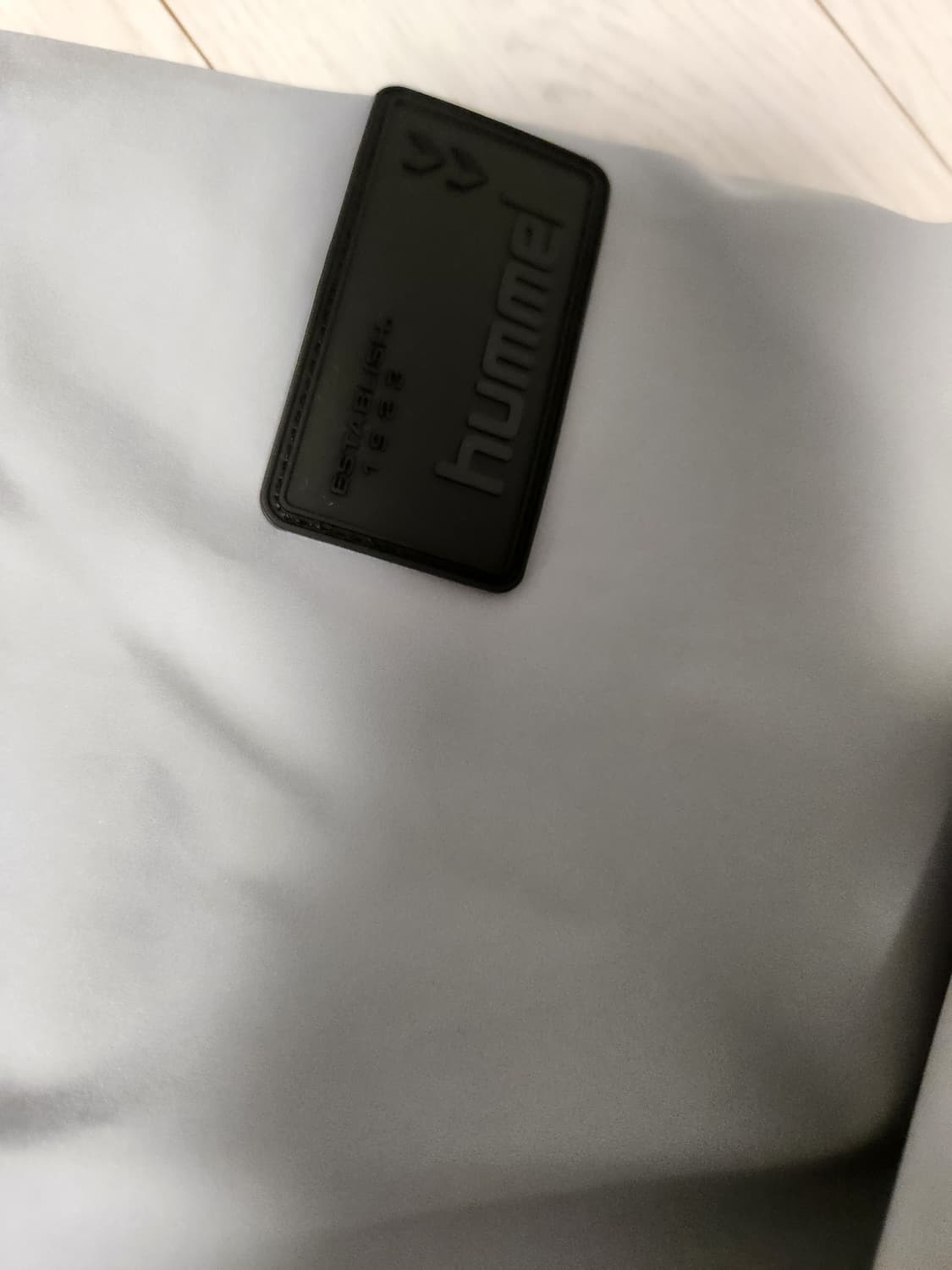 새상품급)험멜 바람막이 사이즈110

모자 없어서 싸게내놔요

거의새거에 상품이미지4