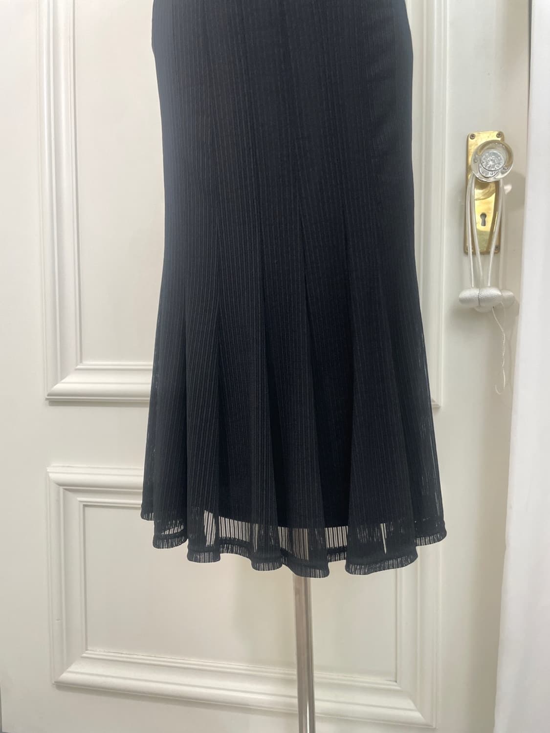 black lining pleats banding skirt  상품이미지6