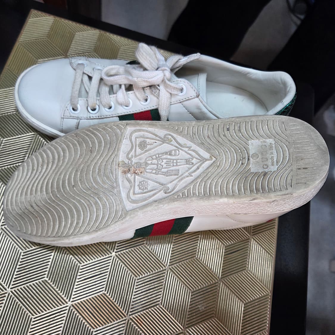 구찌 꿀벌 스니커즈 상품이미지6