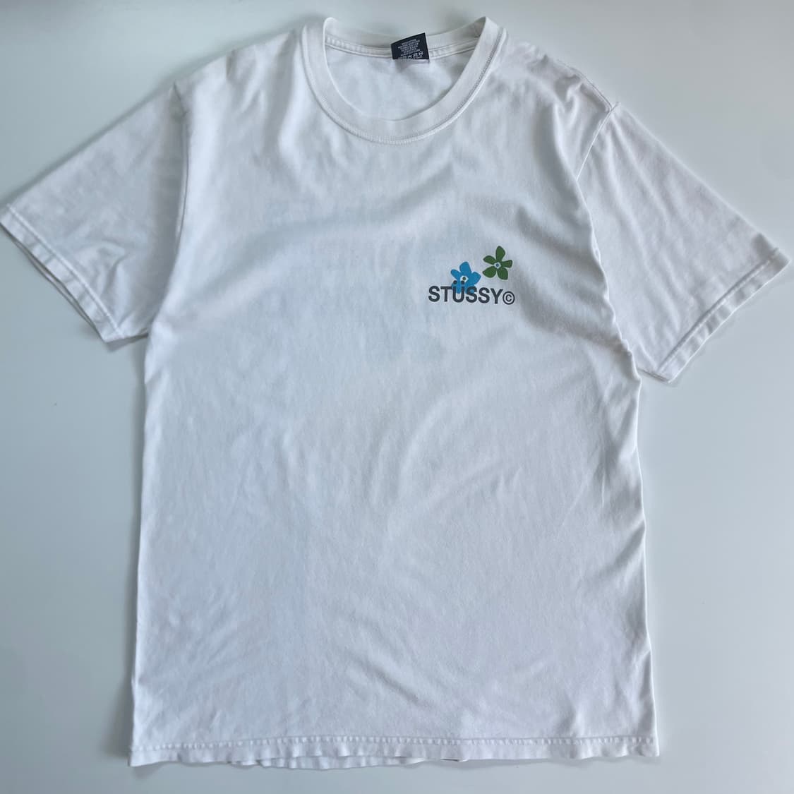 Stussy 스투시 시티 플라워 화이트 반팔티 상품이미지1