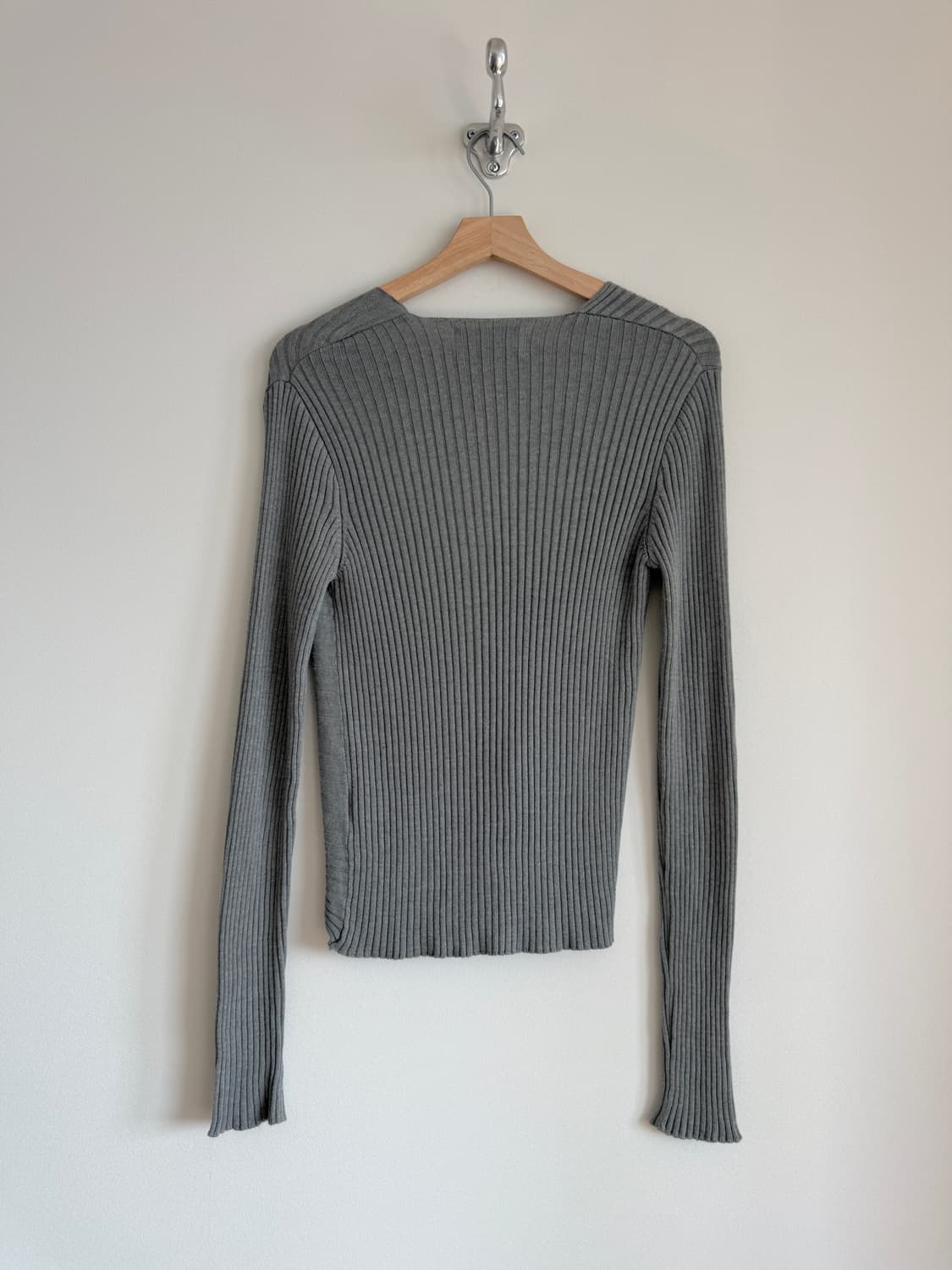 소프트 서울(SOFT SEOUL) 비대칭 니트 롱슬리브 상품이미지4