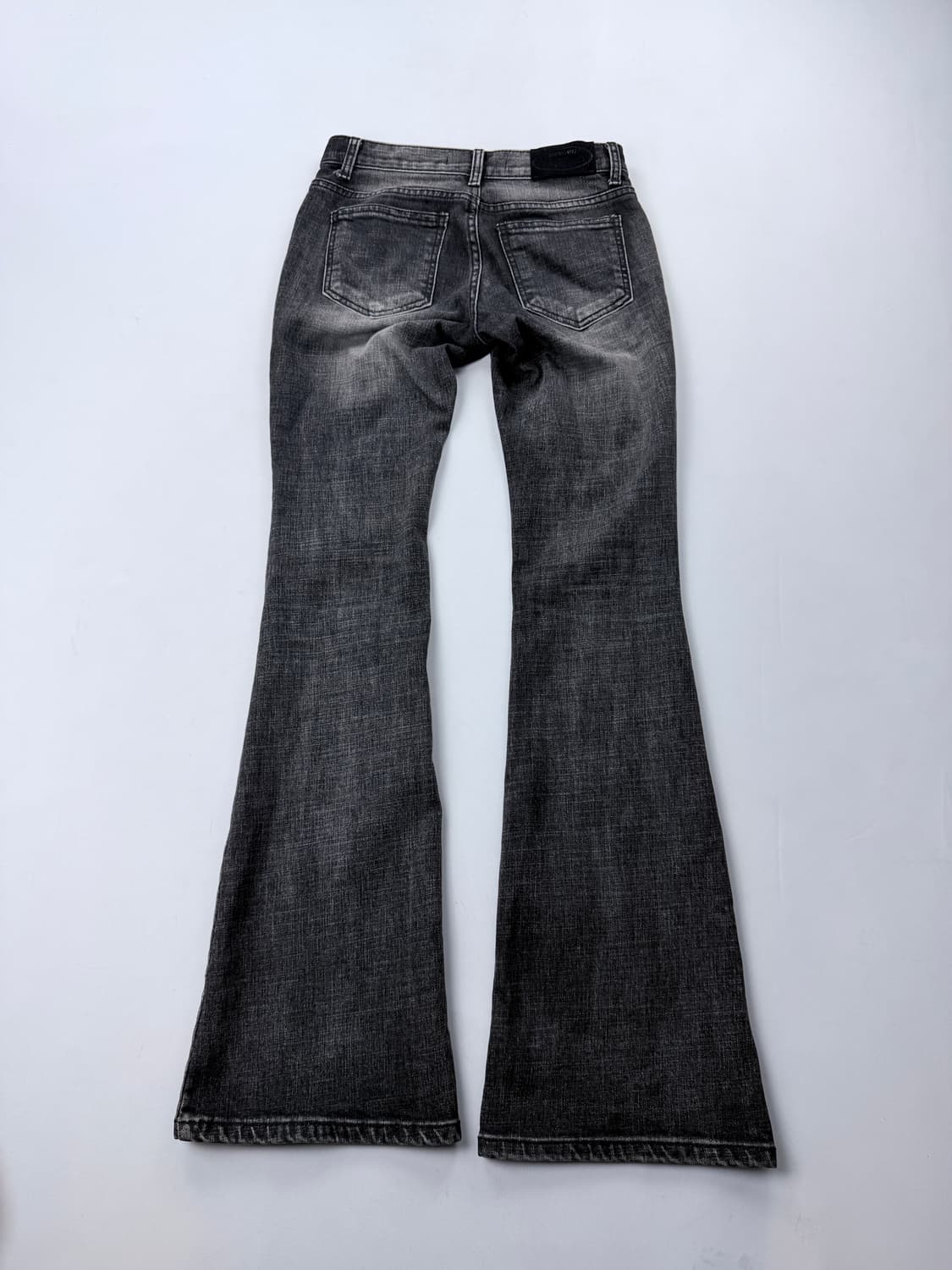 보헤미안서울 부츠컷 데님 팬츠 그레이 상품이미지5