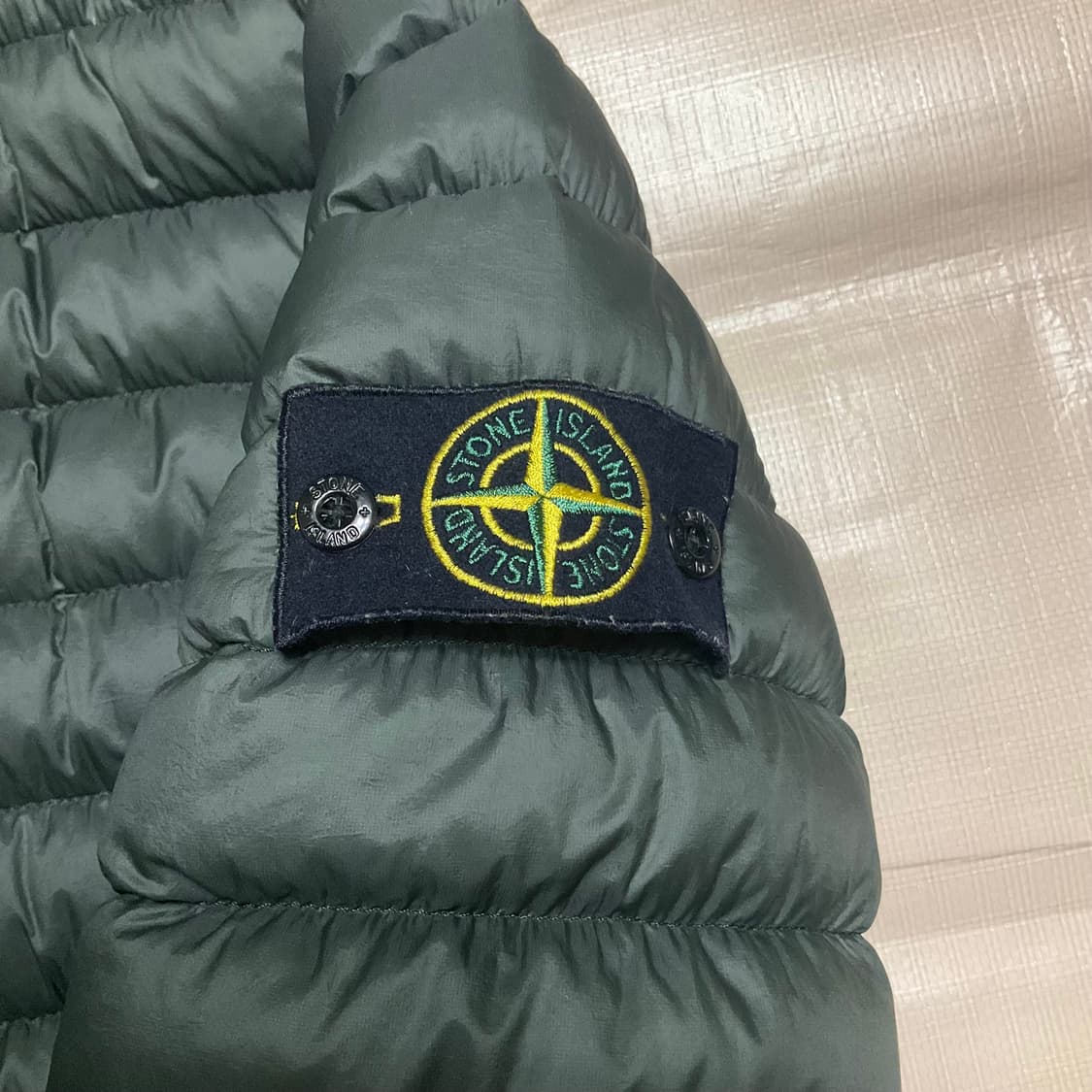 스톤아일랜드 마이크로 얀 경량패딩 L 상품이미지9
