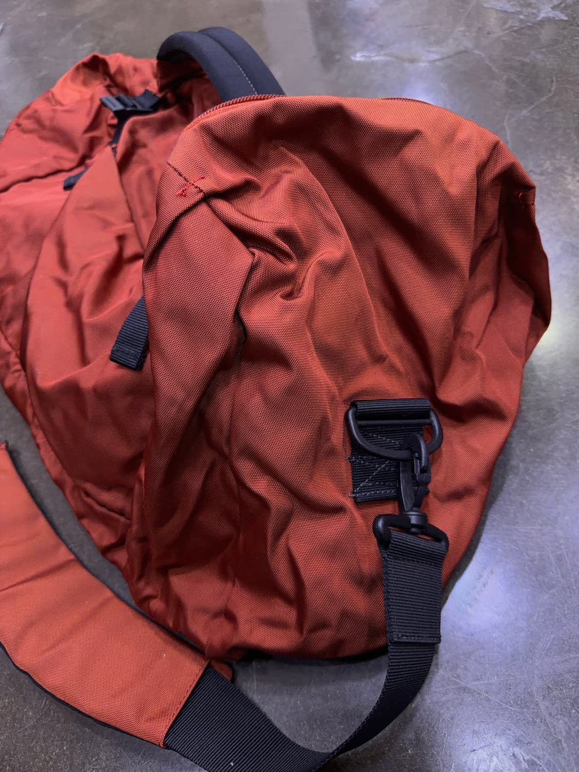 만다리나덕 나일론 멀티 더플 보스턴 숄더백 오렌지 상품이미지5