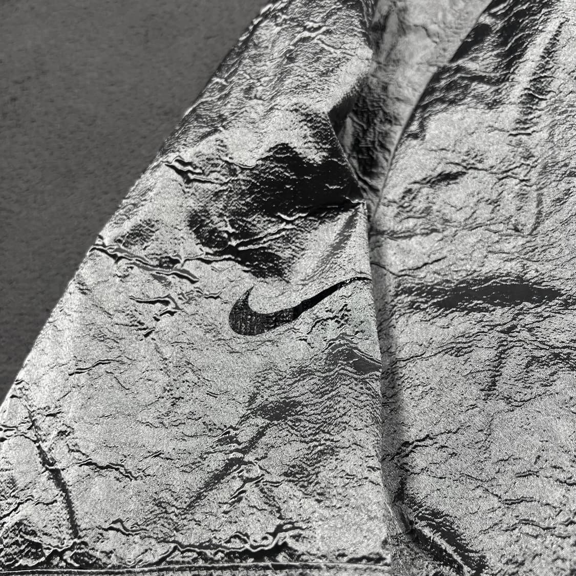 나이키 실버 나일론 리플렉터 테크팩 투웨이 자켓 상품이미지4