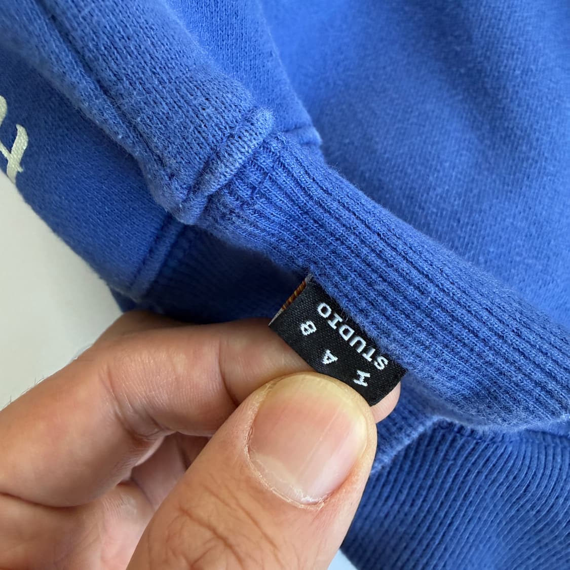 IAB studio  아이앱 스튜디오 X 호가든 코튼 블루 후드티  상품이미지6