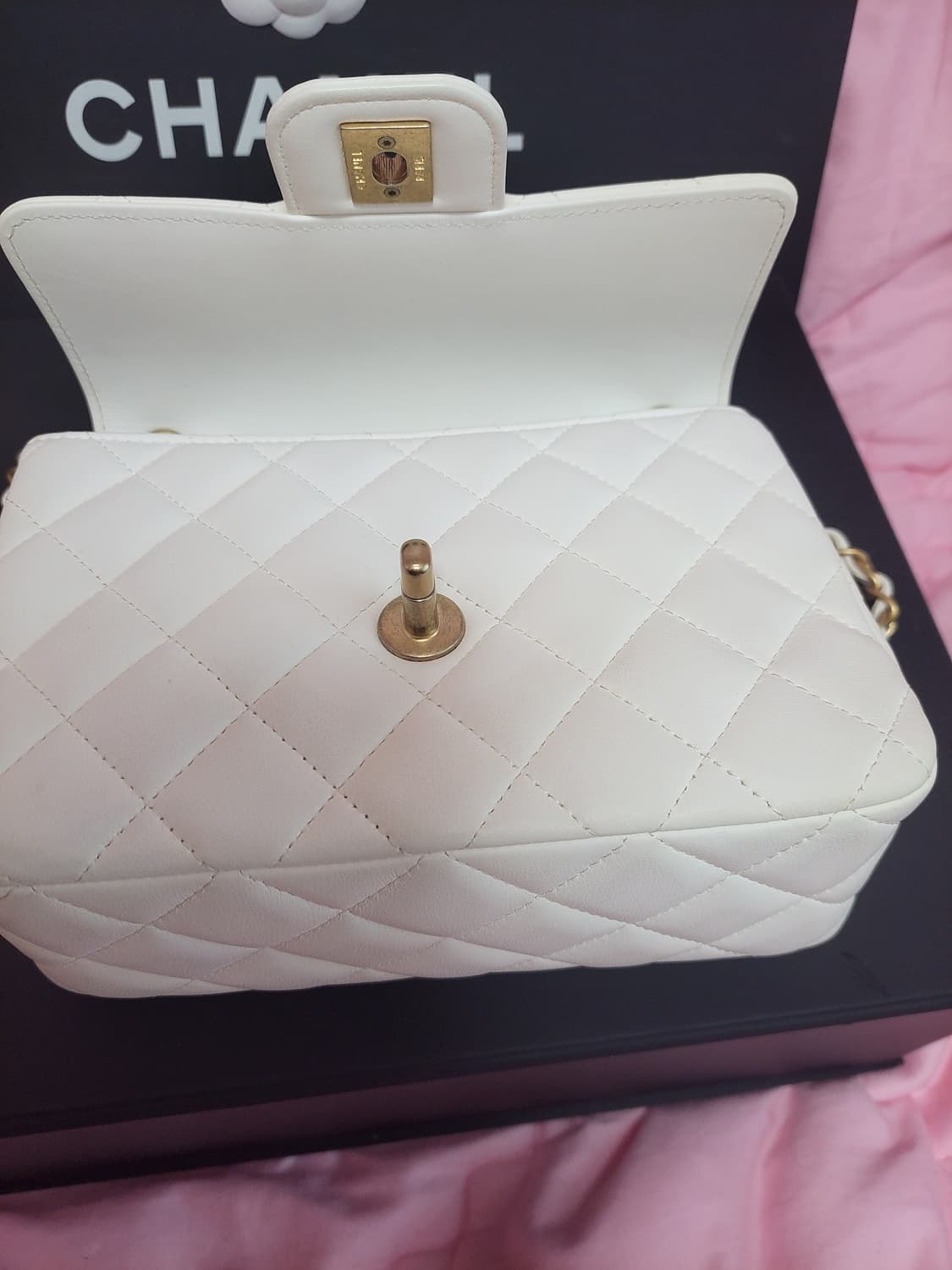 정품)급처미사용새상품!샤넬 신형 내장칩 로고참 플랩백 크로스백숄더백 가방 상품이미지6