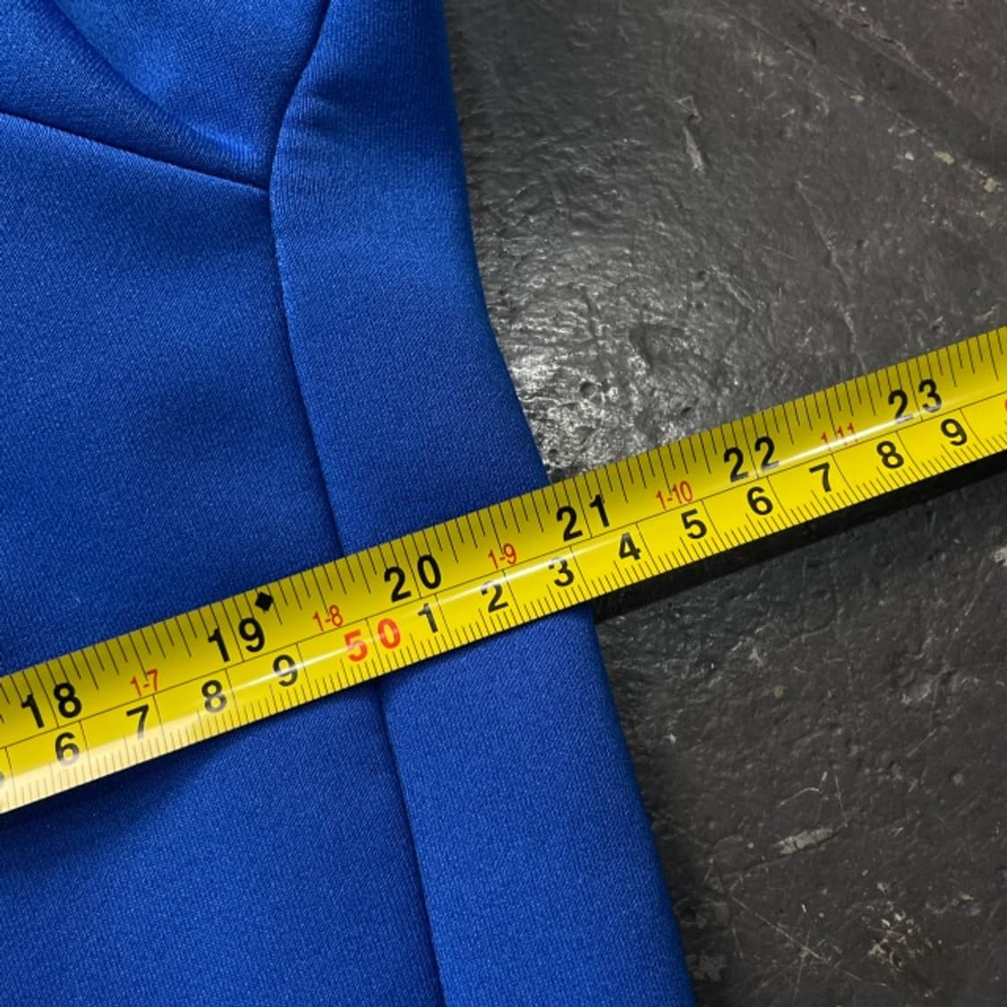 95 데상트 아우디 기모 집업 상품이미지6