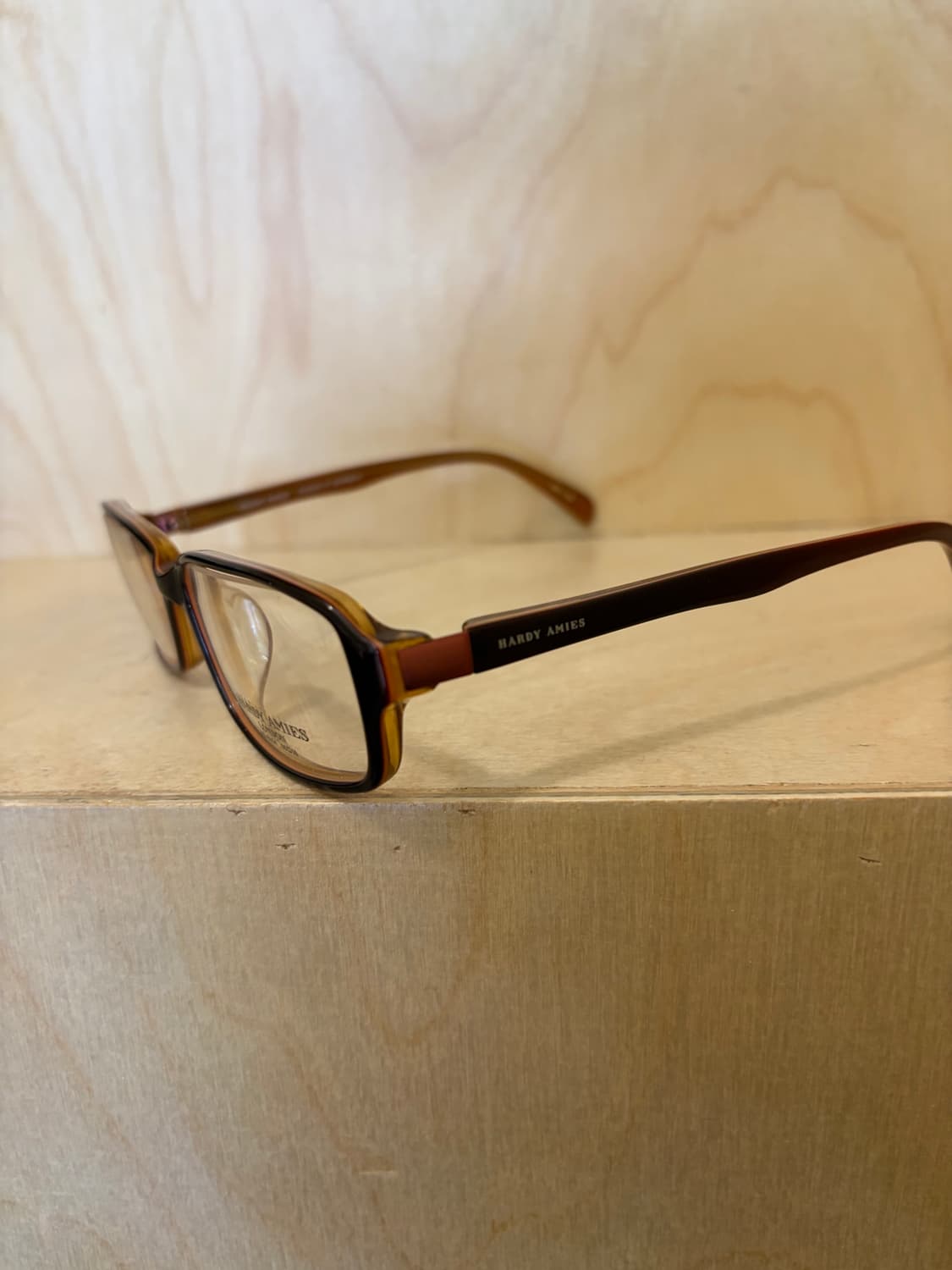 하디 에이미스 (HARDY AMIES) 브라운 뿔테 안경 상품이미지2