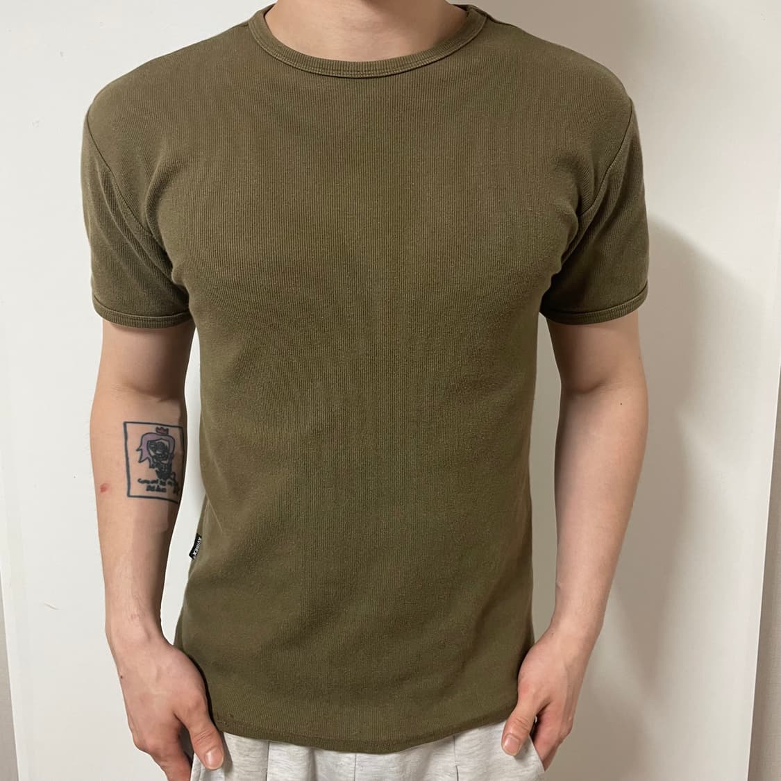 AVIREX KHAKI SHORT SLEEVE KNIT 상품이미지2