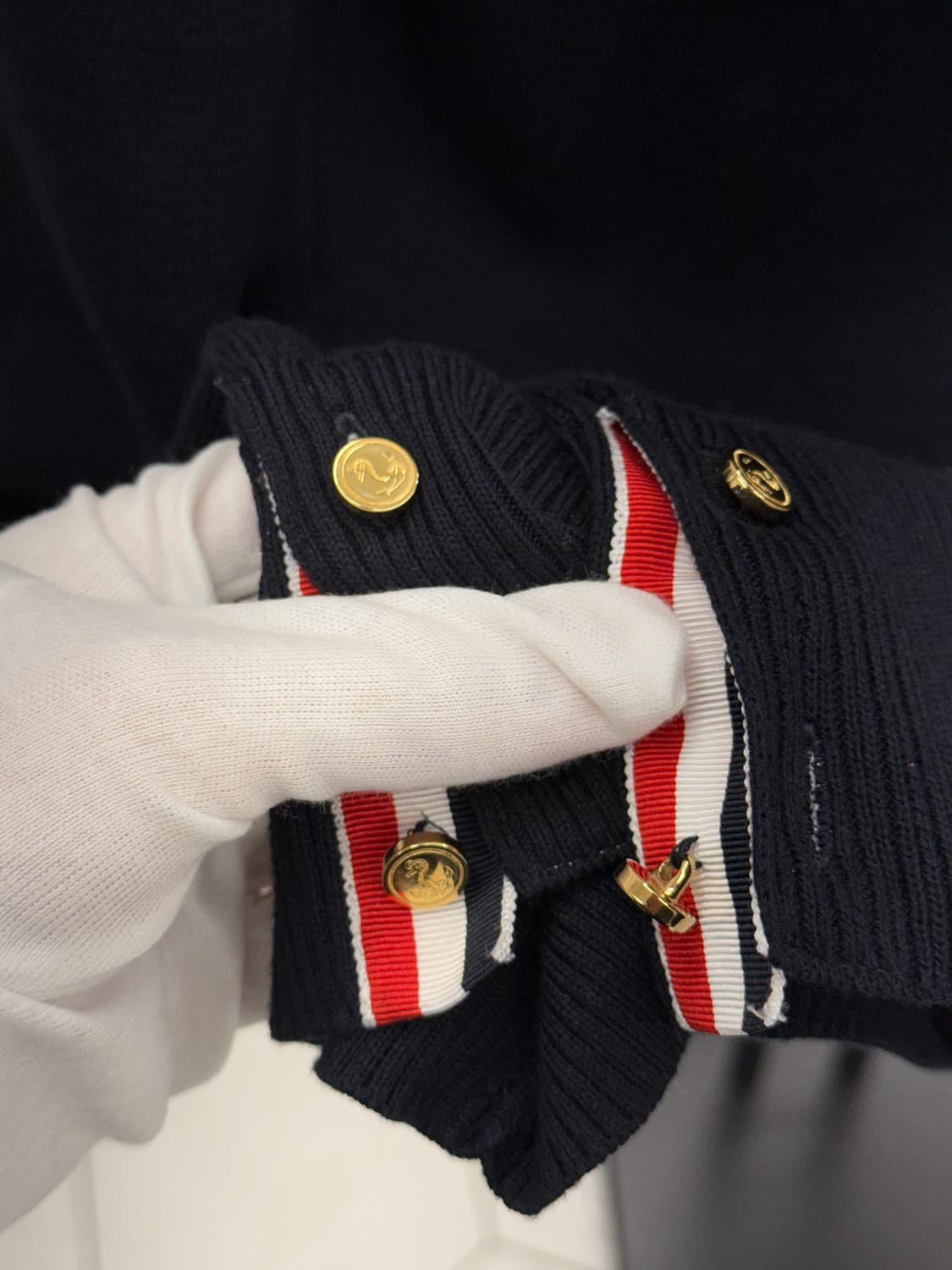 [3] 톰브라운 사선완장 밀라노스티치 니트 상품이미지4