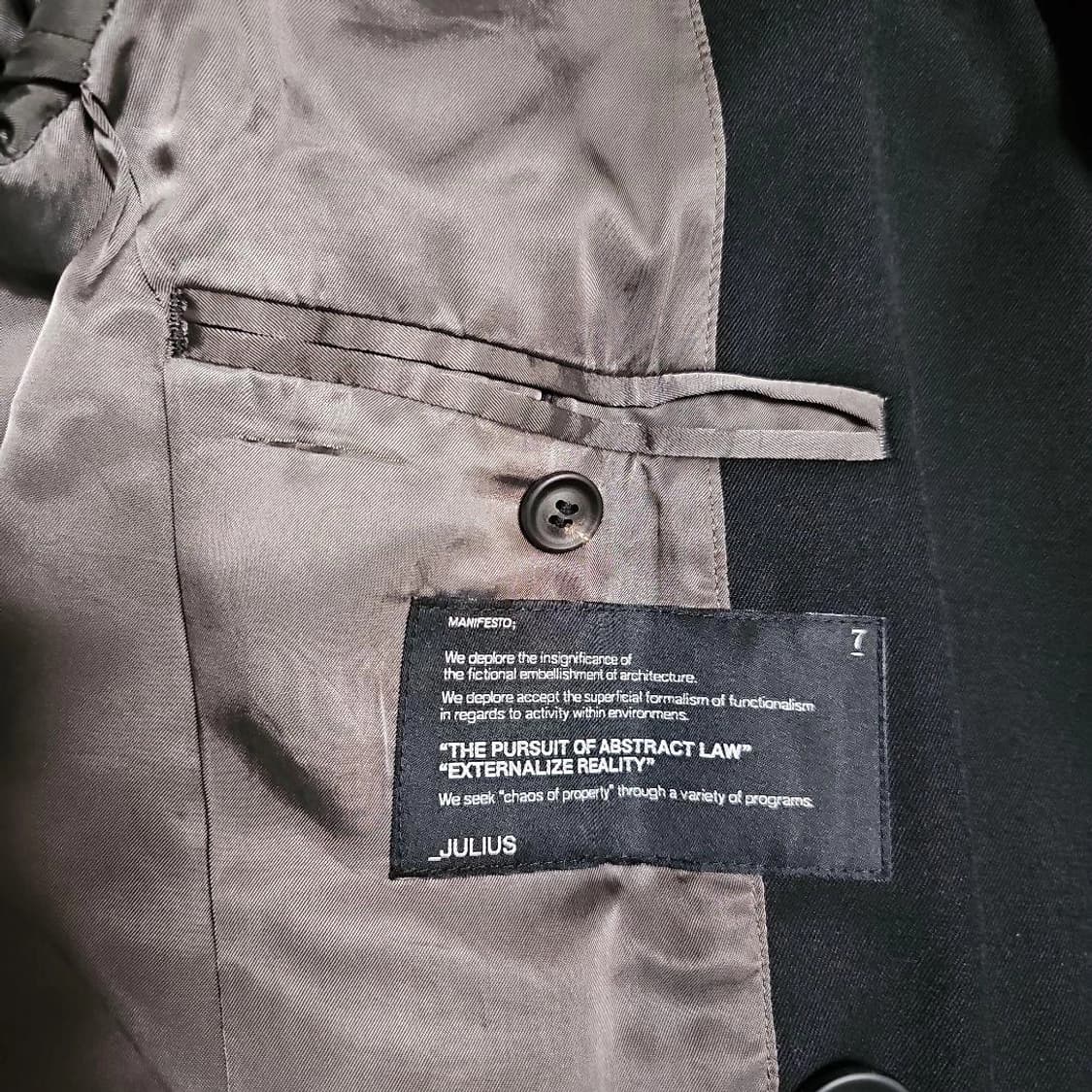 율리우스 트렌치코트 상품이미지9