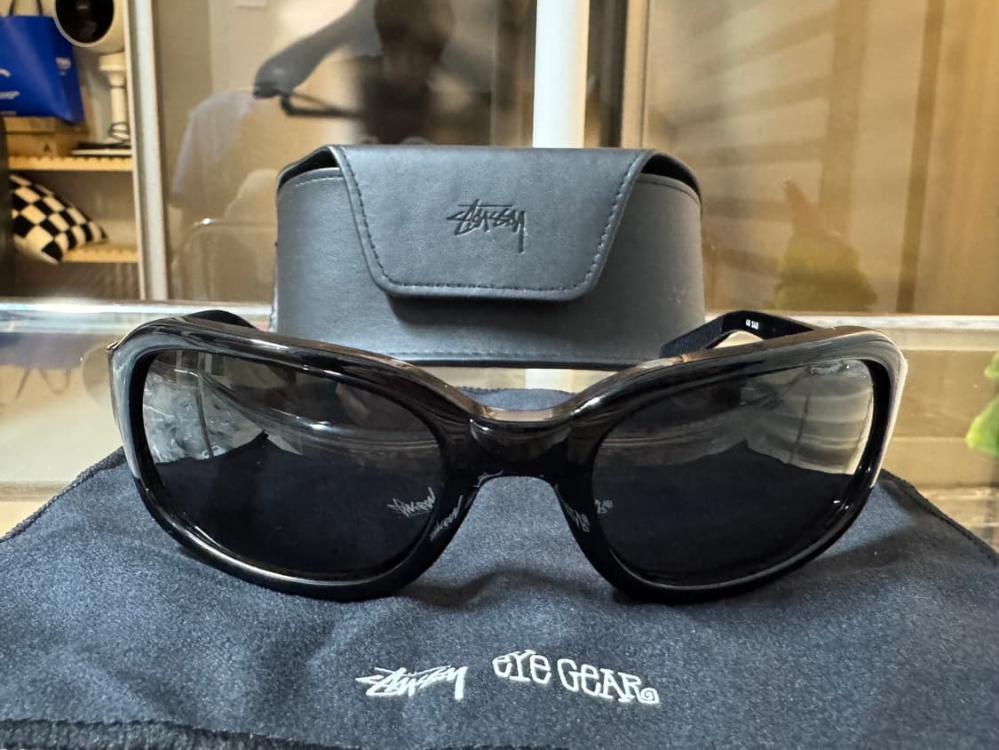 스투시 로마 선글라스 블랙렌즈 상품이미지1