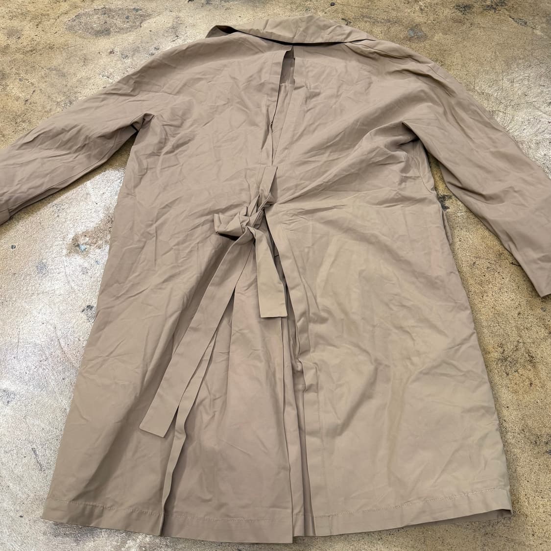 [정품] 페레가모 베이지색 트렌치 코트 b19 상품이미지4