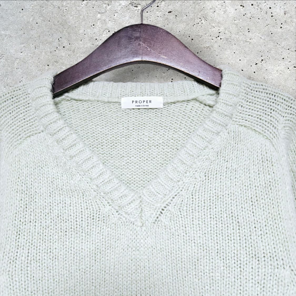 브이넥 니트 (95/M) 상품이미지2