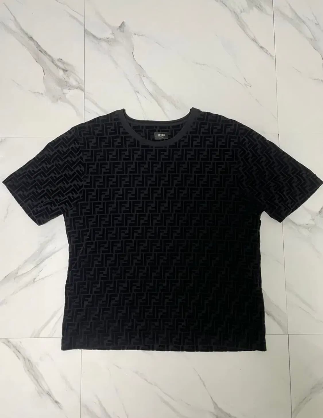 펜디 FF모티프 벨벳 반팔 XL 상품이미지1