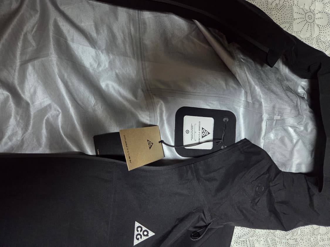 Acg 미저리릿지 바람막이 l 상품이미지5