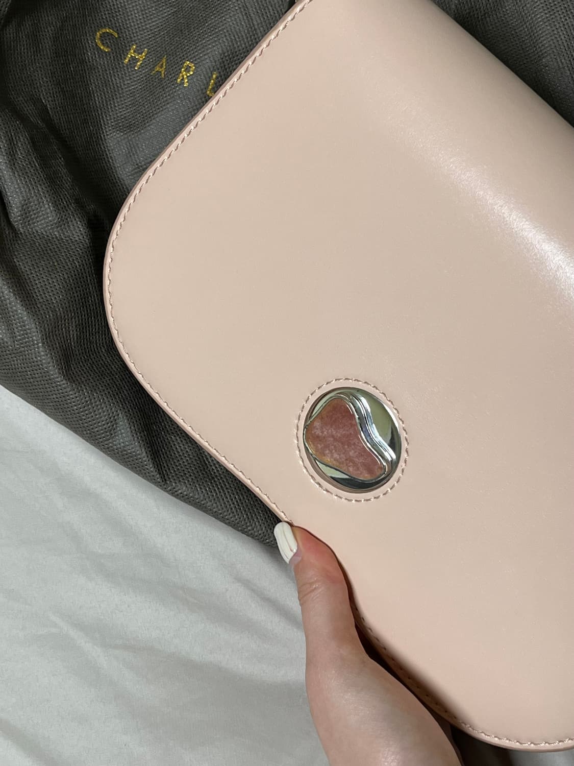 찰스앤키스 연핑크 크로스백 (희귀 아이템) 상품이미지1