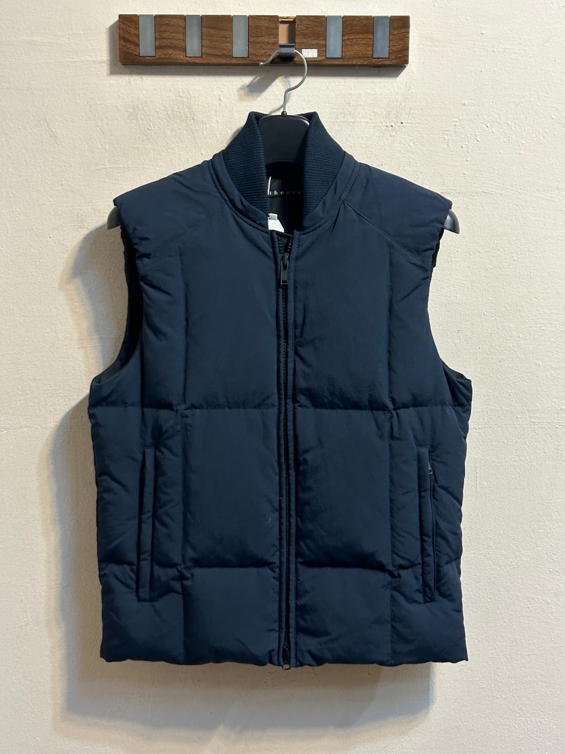 띠어리 덕 다운 베스트 상품이미지1