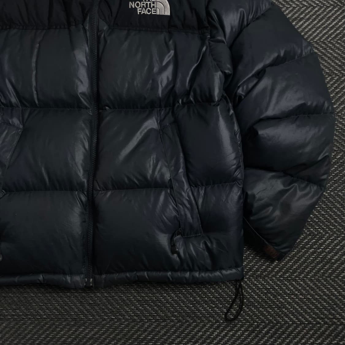 노스페이스 레트로 눕시 다운 푸퍼 패딩 그레이 y 3961 상품이미지3