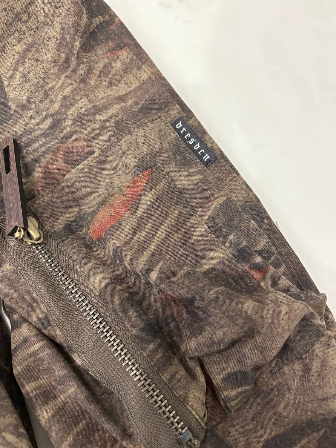 dresden wood parts bear print jacket 상품이미지3