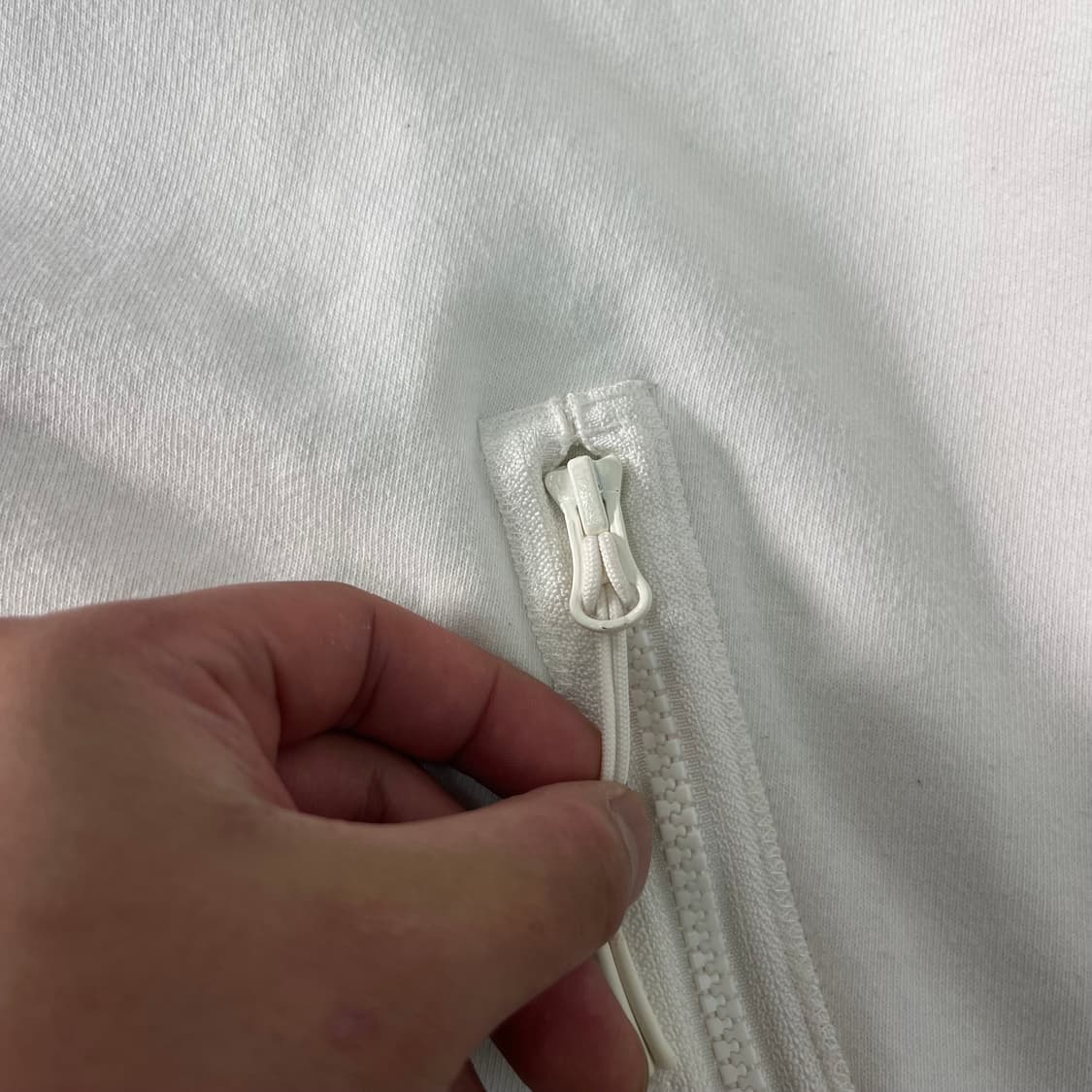 95 CP컴퍼니 렌즈 와펜 화이트 맨투맨 상품이미지4