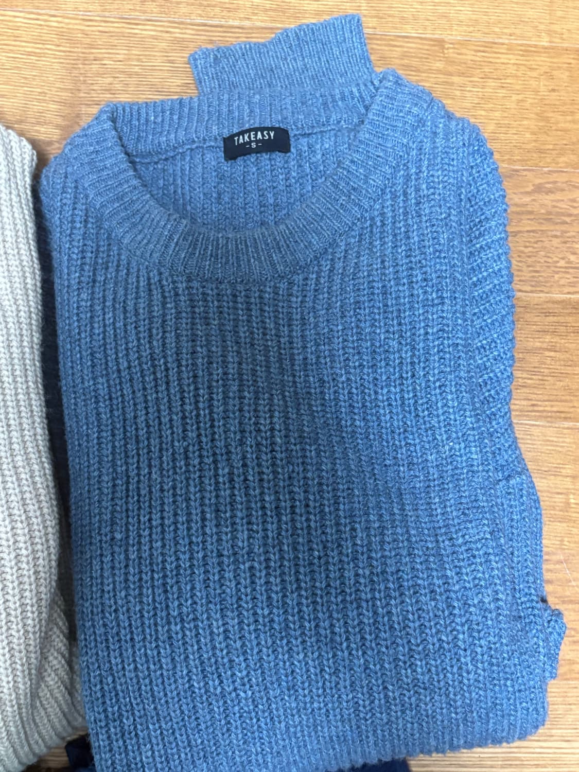 니트 판매합니다 상품이미지4