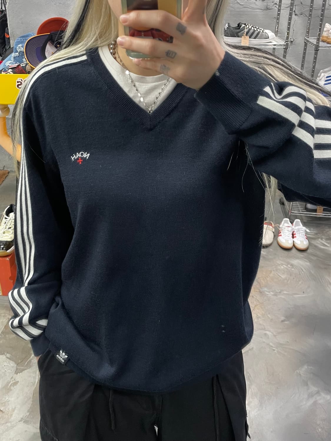 아디다스 X 노아 브이넥 니트 상품이미지7