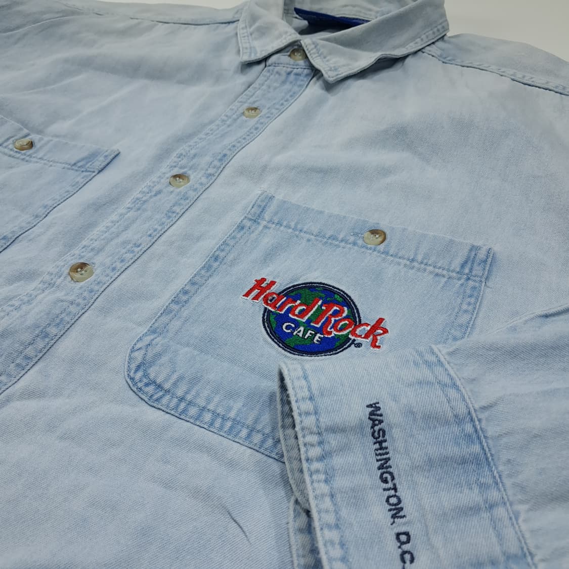 CL393 XL 하드락카페 90s 워싱턴DC 라이트블루 데님셔츠 남방 상품이미지3