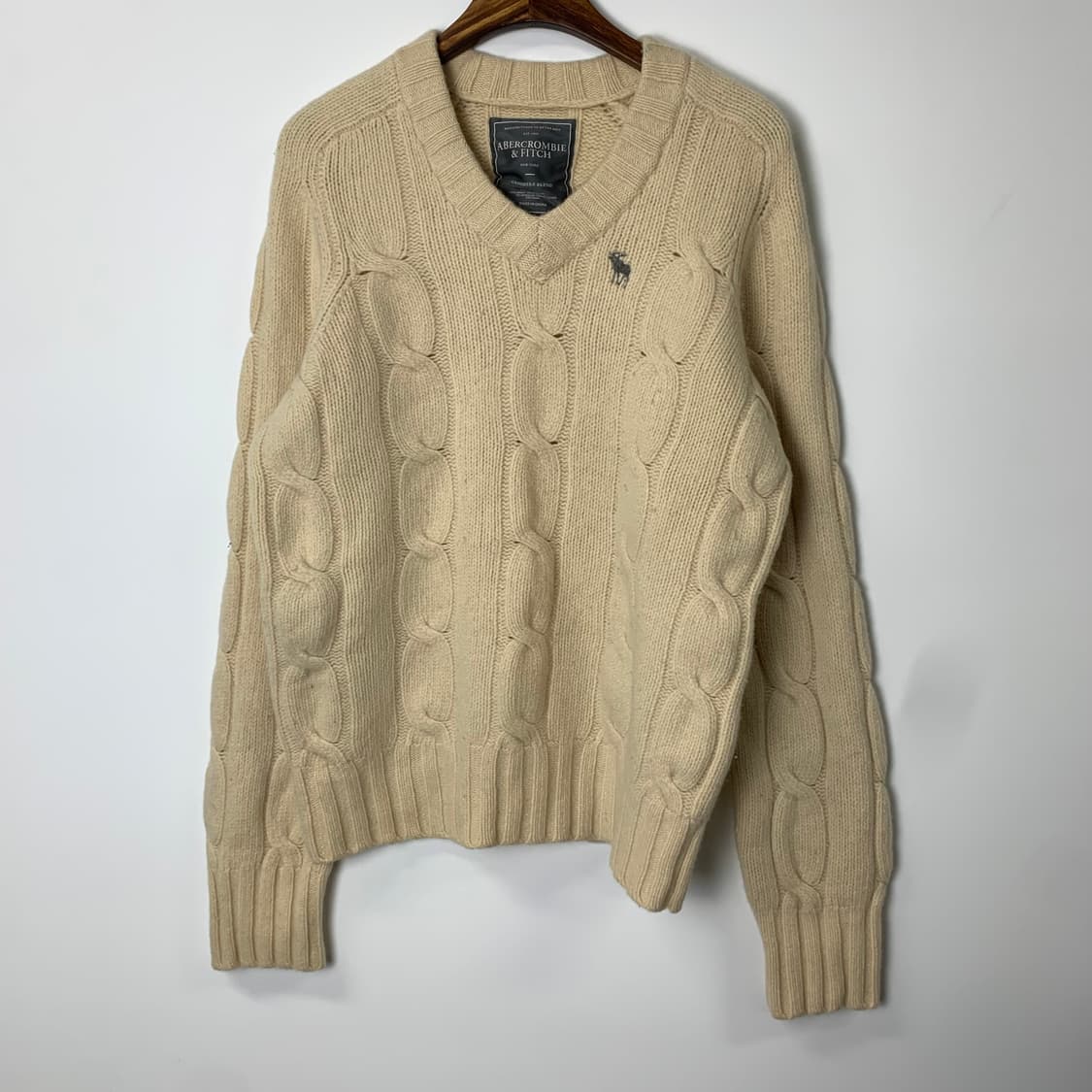 아베크롬비 산양로고 베이지 꽈배기 니트 상품이미지2