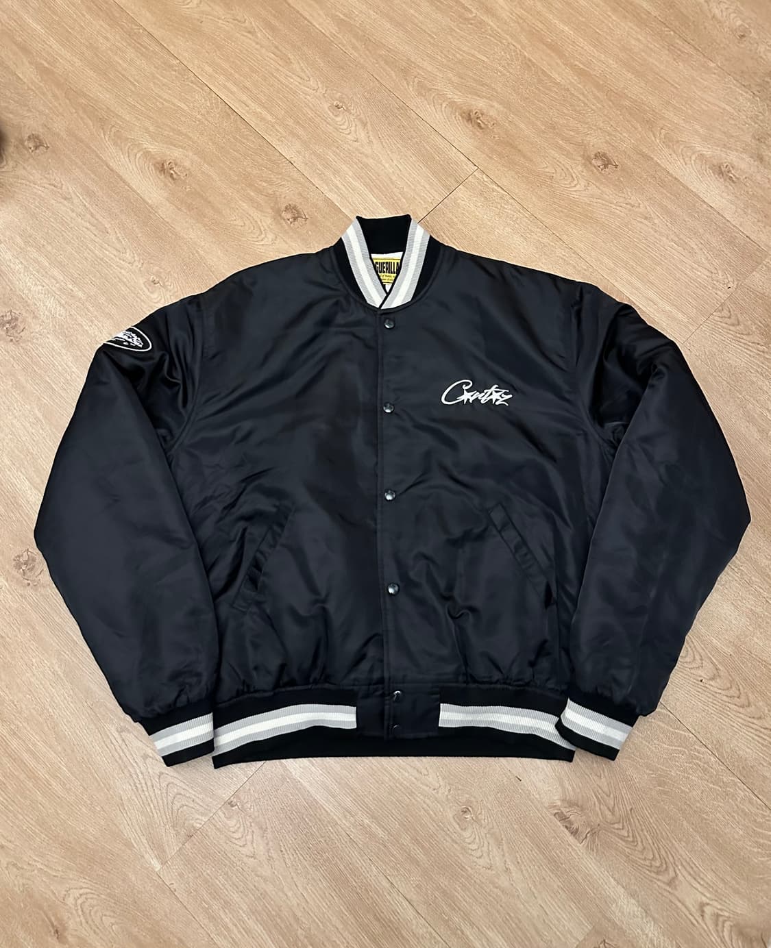 코르테이즈 봄버 자켓 CORTEIZ STADIUM JACKET  상품이미지4