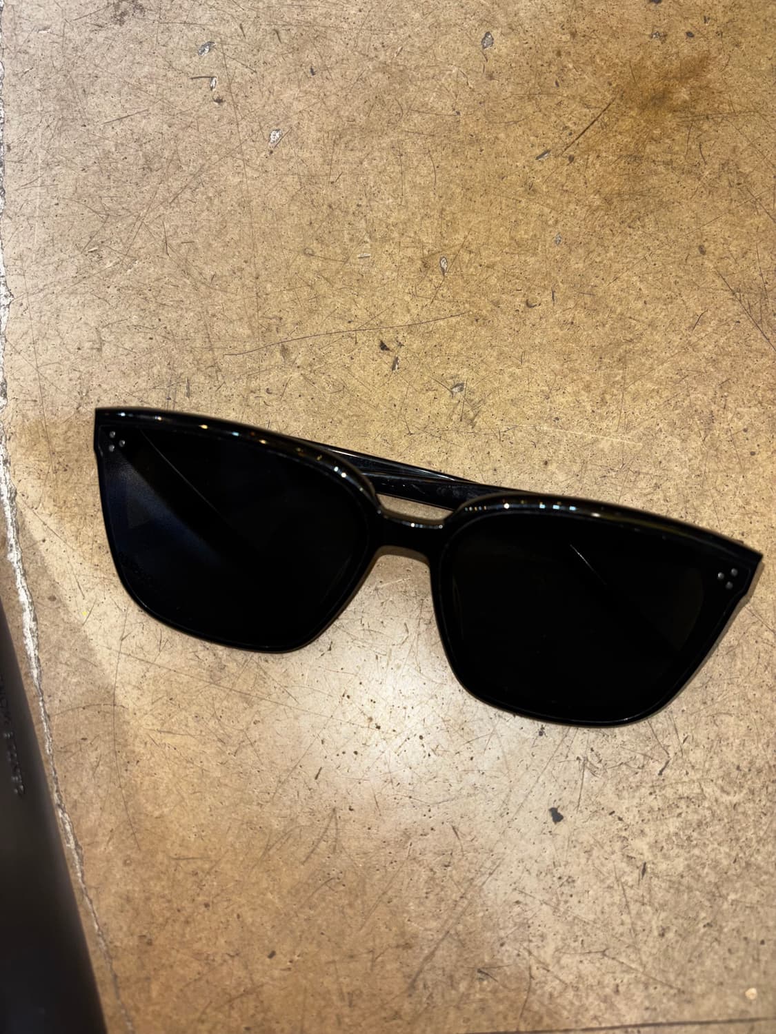 젠틀몬스터 선글라스 상품이미지1