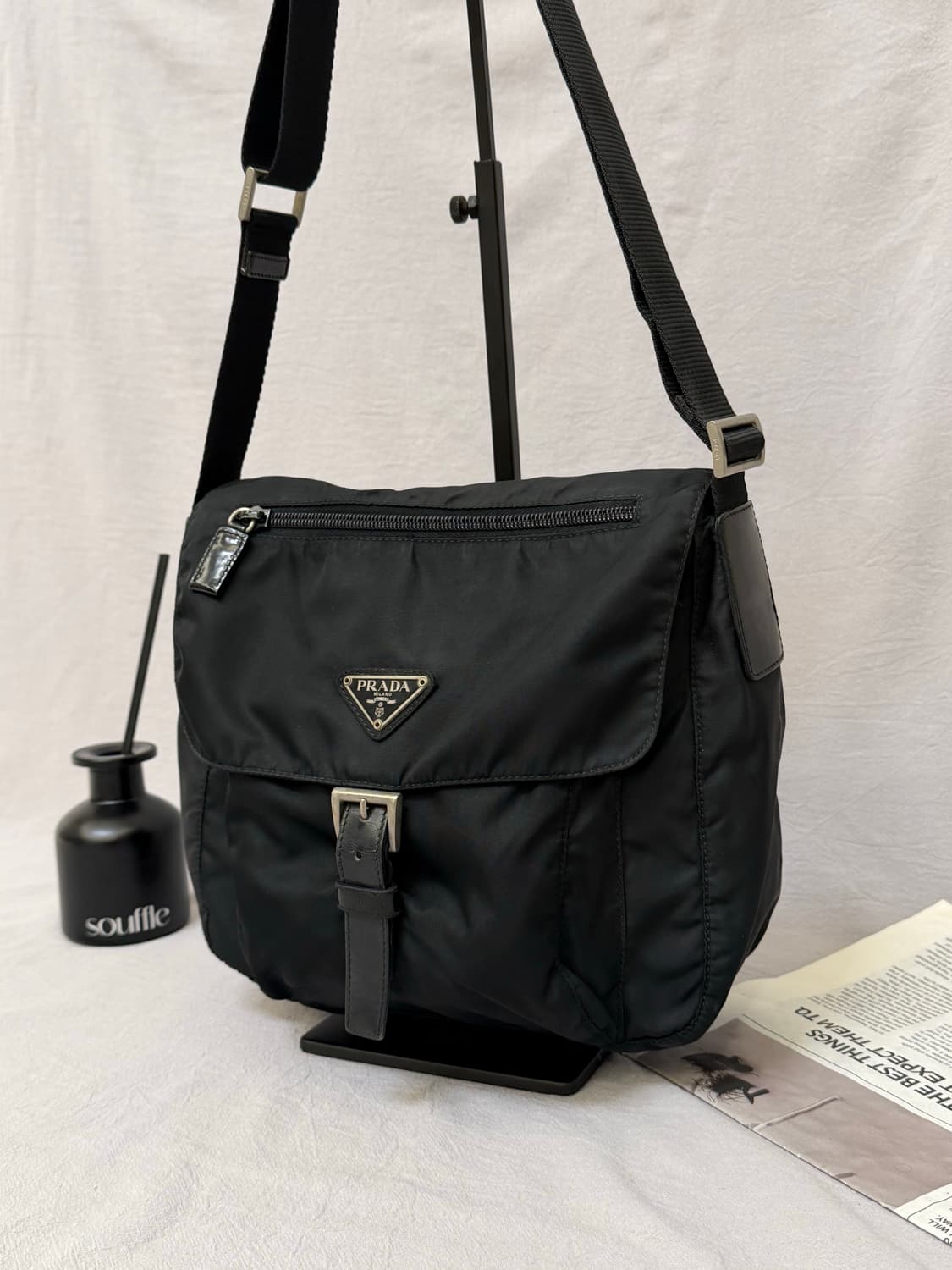 프라다 나일론 포코노 버클 크로스백 주우재백 상품이미지2