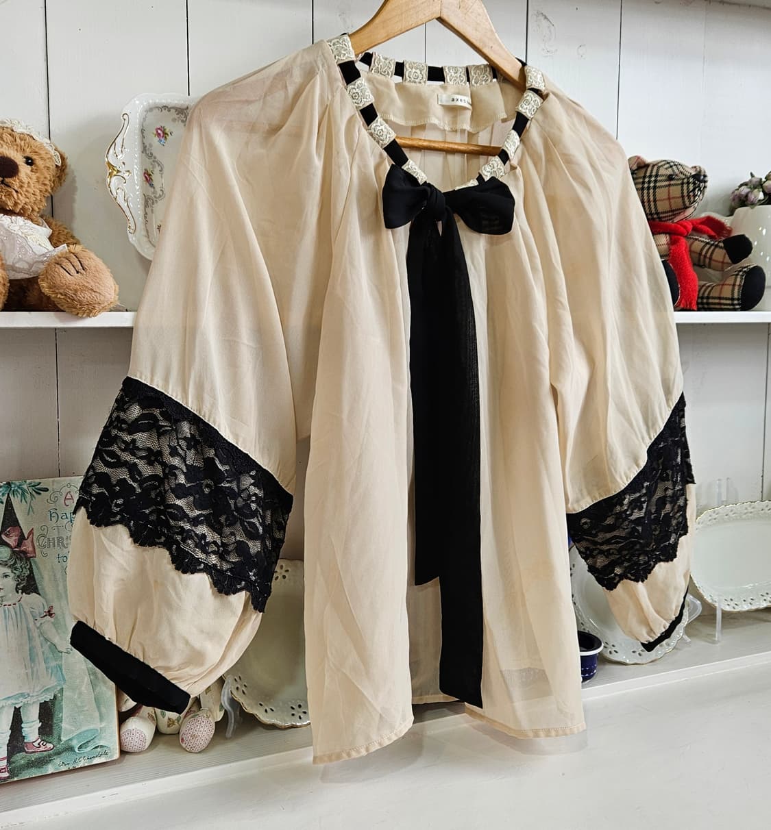 0328(Axes Femme)스트랩 리본 쉬폰 블라우스 상품이미지2