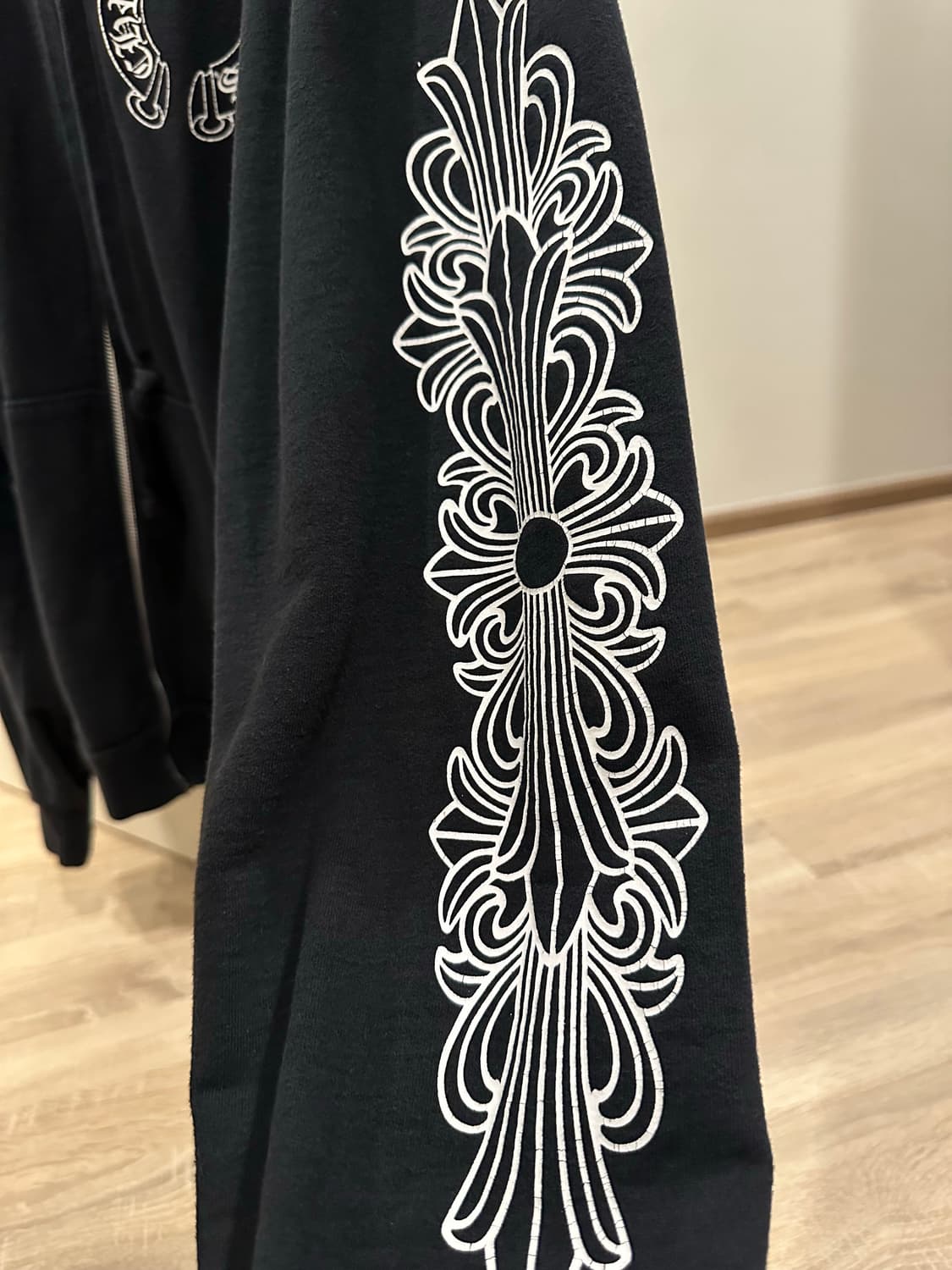 크롬하츠 홀스슈 플로랄 후디집업 XL size 상품이미지2